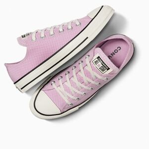 Converse Women's Pink Sneakers
